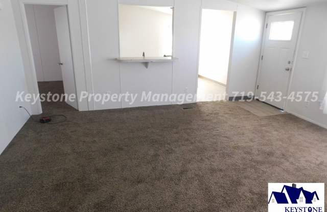 Fresh, Bright & Move-In Ready! Spacious 3 Bed/2 Bath Rancher – $1,400 Gallery 3