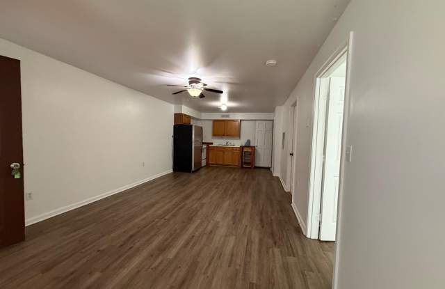 2315 OAK PARK Road Gallery 1
