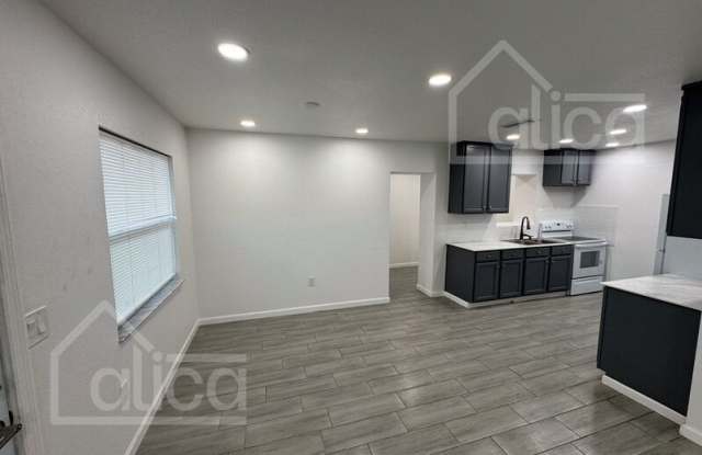 2701 13th Street W Gallery 2