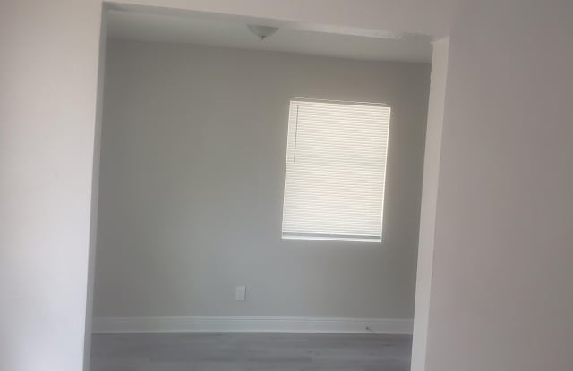 5531 AGRA Court Gallery 3