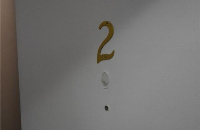 219 W Burke Street Gallery 3