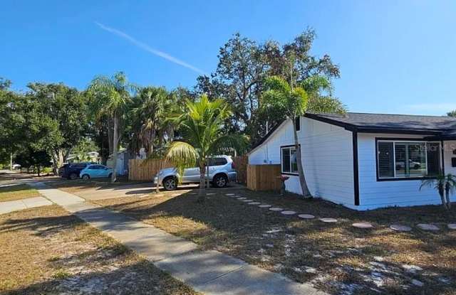 2735 BOCA CIEGA Drive N photos photos