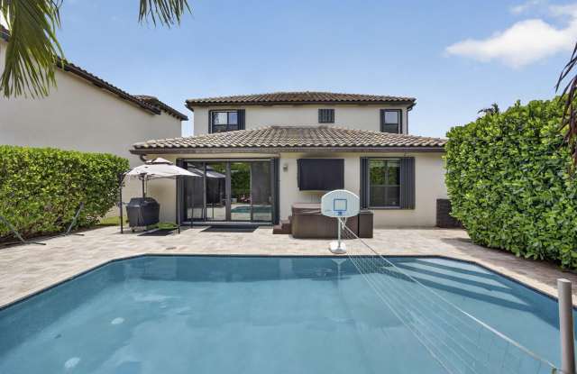 4577 WILLOW RUN Way Gallery 1