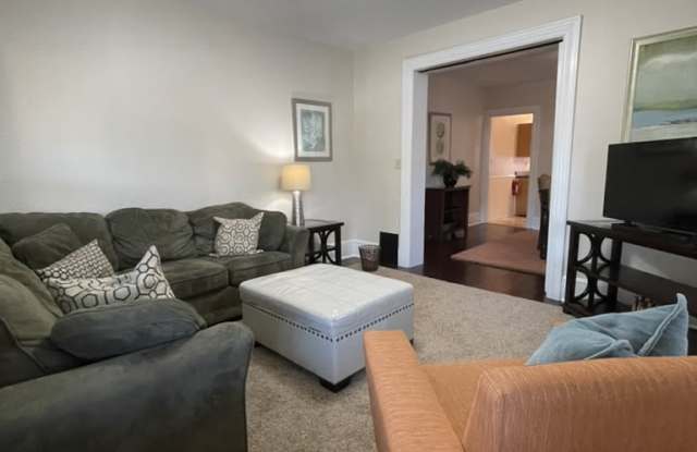 1144 Memorial Avenue photos photos