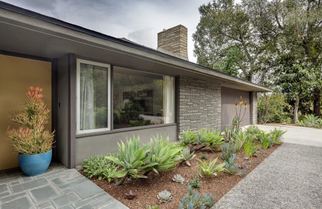 995 Ellington Lane - 995 Ellington Lane, Pasadena, CA 91105