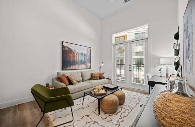 Lenox Burnet Gallery 4