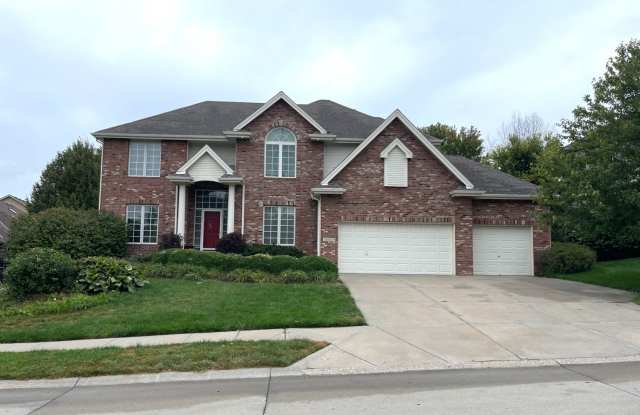 Comfort Meets Function in This 4-Bedroom Home!! photos photos