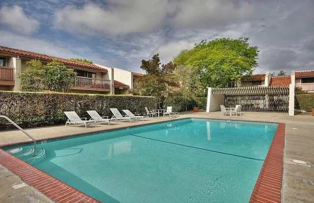 49 Dearborn Pl Apt 14 photos photos