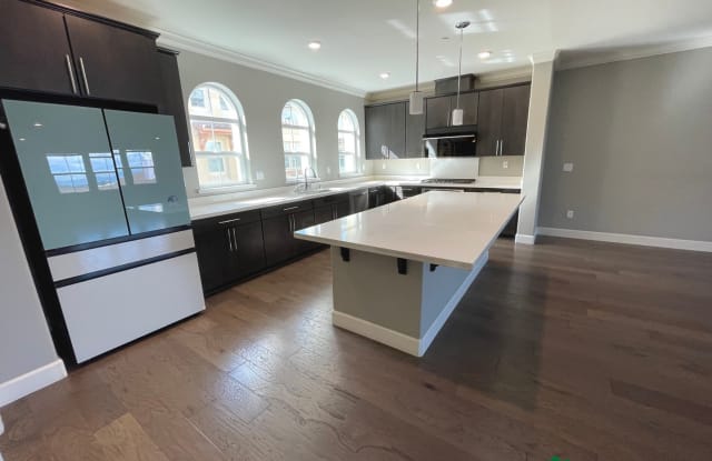 1025 Ocean View Ave - 1025 Ocean View Avenue, Daly City, CA 94014