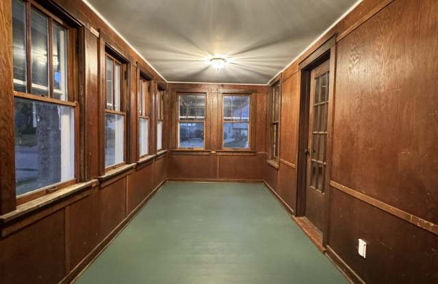 2312 Jovina Street Gallery 2