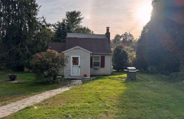 175 Cherry Ln Gallery 1
