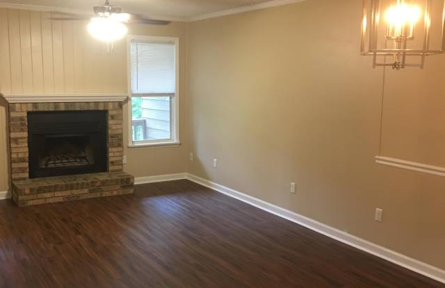 3692 Donovan Drive, Unit B Gallery 3
