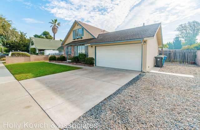 6132 Iroquois Rd. Gallery 4