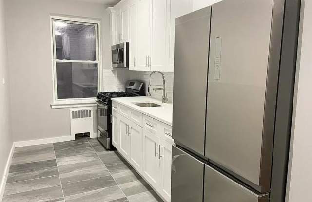 4499 Henry Hudson Parkway photos photos