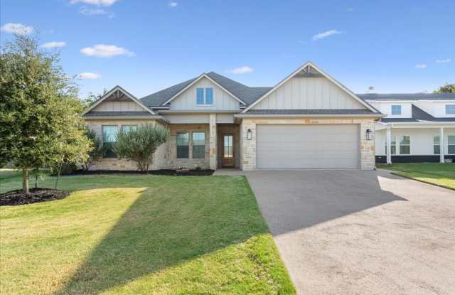 Executive 4 Bedroom home that feels brand new! photos photos