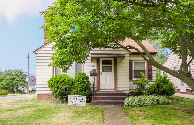 4696 East 93rd St - 4696 East 93rd Street, Garfield Heights, OH 44125