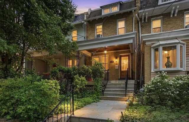 440 DELAFIELD Place NW Gallery 1