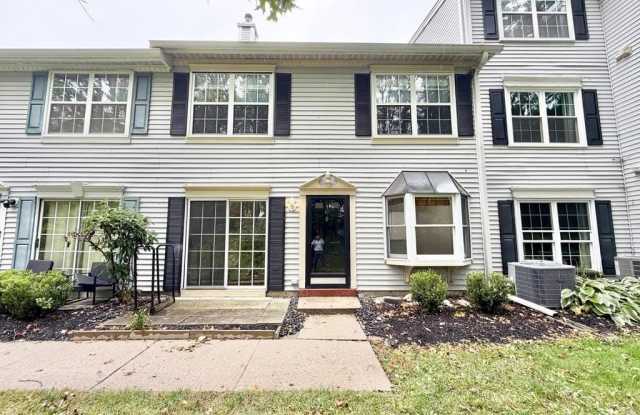 67 CHEVERNY COURT Gallery 1