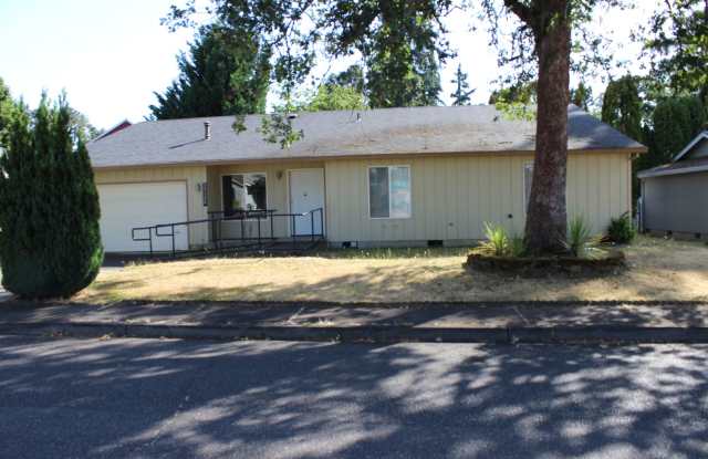 Adult Foster Care Home - 59326 Cherrywood Drive, St. Helens, OR 97051