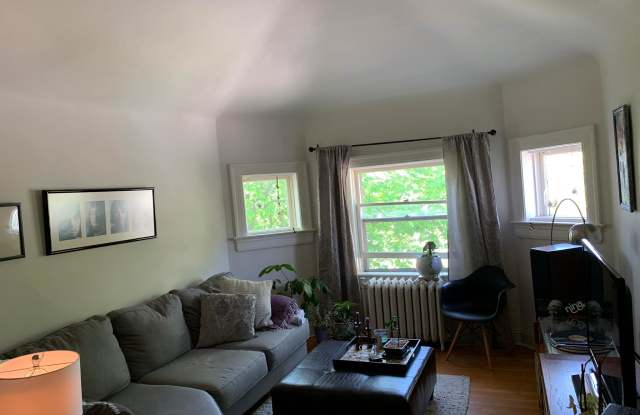 5713 ROLAND AVENUE, UNIT 3N Gallery 2