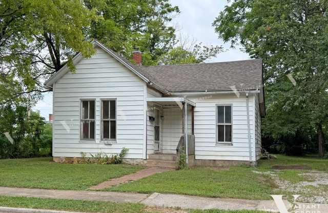 Charming 1-Bedroom, 1-Bath Home For Rent in Midtown Neighborhood, Springfield photos photos