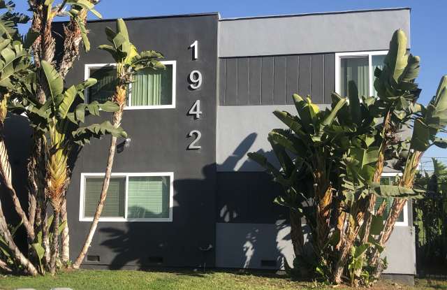 1942 South Garth Avenue - 1942 South Garth Avenue, Los Angeles, CA 90034