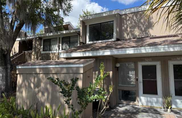 5055 EAGLESMERE DRIVE photos photos