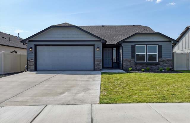 3- Bedroom Home for Rent Gallery 1