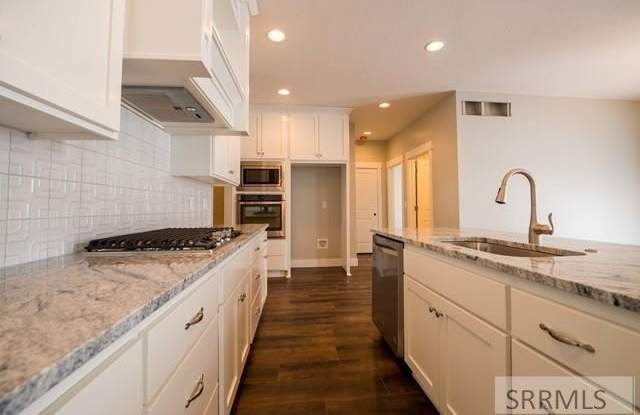 5011 Rock Hollow Lane Gallery 4