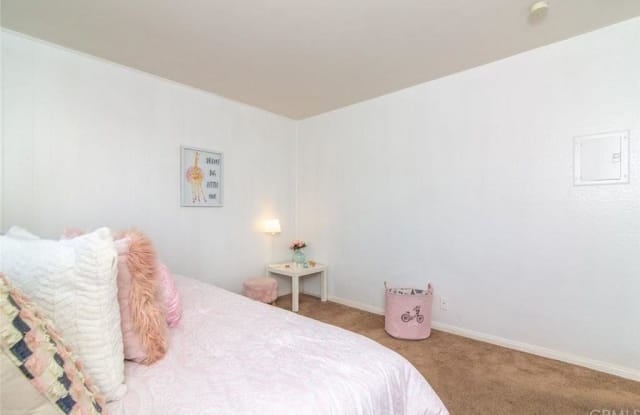 2296 Gaviota Avenue, Unit 21 - 21 - 2296 Gaviota Avenue, Signal Hill, CA 90755