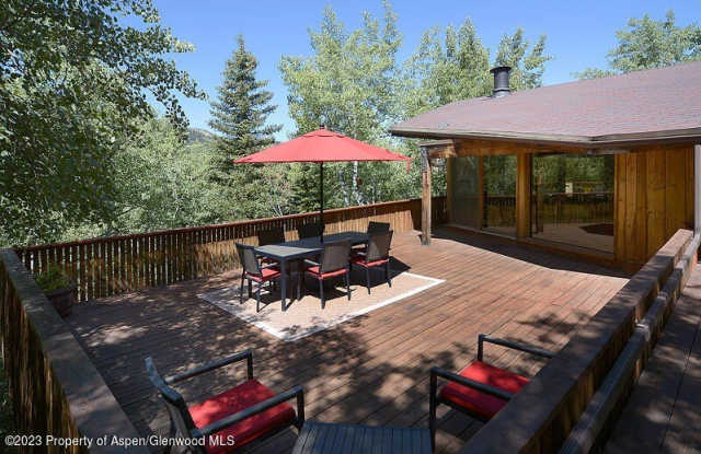 309 Mountain Laurel Drive Gallery 2