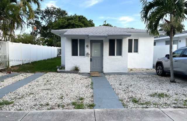 1818 Sherman St photos photos