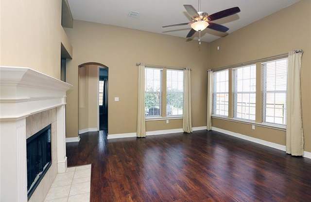 6309 Barberry Avenue Gallery 3