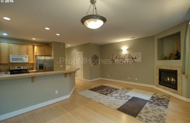 Spacious 3-Bedroom Townhome in Beaverton’s Murray Grove! Gallery 4