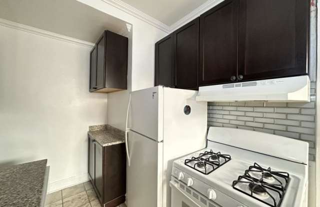1359 Estes Gallery 3