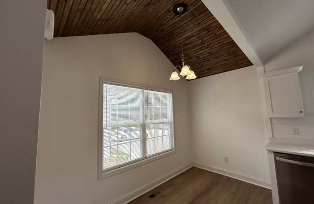 301 Shady Drive Gallery 4
