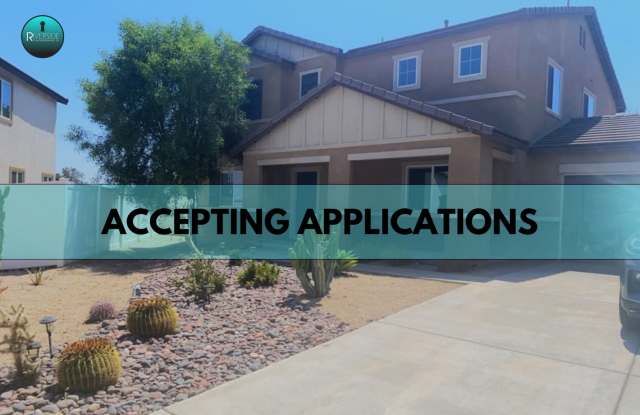 Newer home near great shopping and nearby freeway access! photos photos