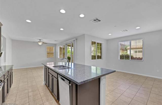 2556 Sable Creek Street Gallery 4