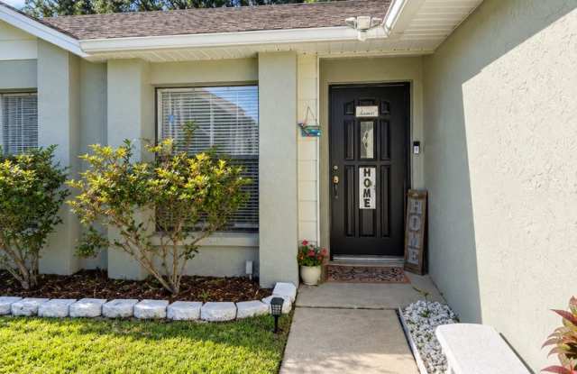 Charming 3-Bedroom Kissimmee Home with Open Floor Plan & 2-Car Garage! Gallery 3