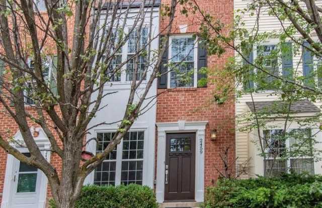 2459 OLD SILO Court - 2459 Old Silo Court, McNair, VA 20171