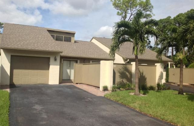 191 Pleasant Wood Drive - 191 Pleasantwood Drive, Wellington, FL 33414