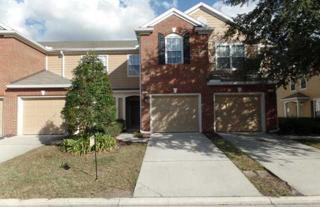 4247 HIGHWOOD DR Gallery 2