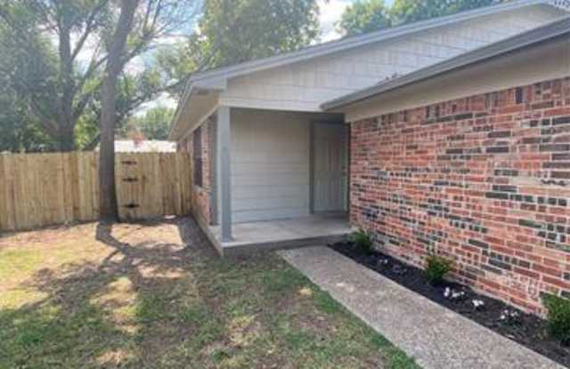 11917 Averette Court Gallery 2