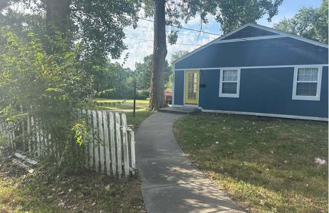 Perfect 3 bed 2 bath! photos photos