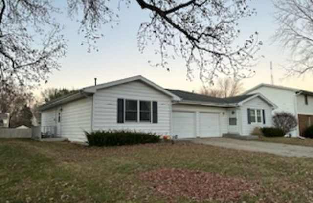 2 bedroom 1 bath home in Chatham $1150.00 photos photos