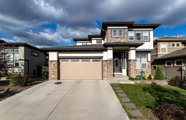 Luxury Living in The Farm with Private Backyard  Finished Basement! photos photos