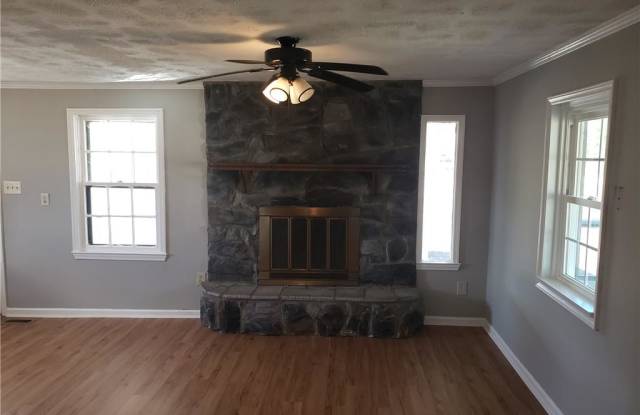 412 Longhill Drive Gallery 3
