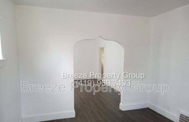 422 Dexter St photos photos