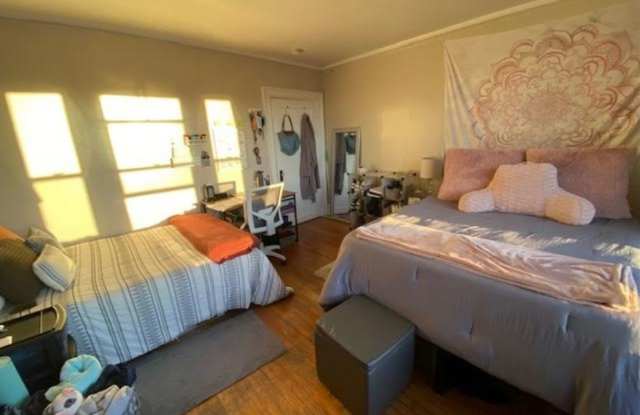 Charming 3 Bedroom-No Broker Fee photos photos Charming 3 Bedroom-No Broker Fee photos photos