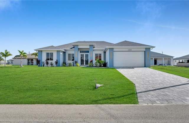 1029 Northwest 35th Place photos photos